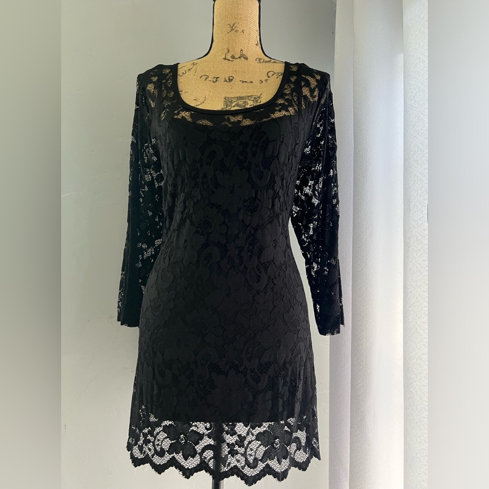 Lovesick Short Lace Sheath Dress Size 2 Black